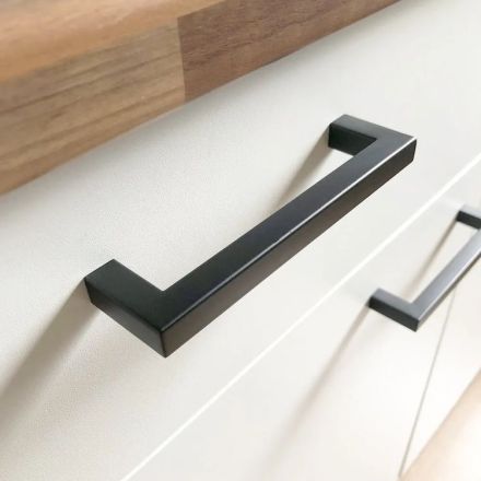 Λαβή Επίπλου Νο 4242 Import Hellas Ανοξείδωτη Μαύρη Ματ